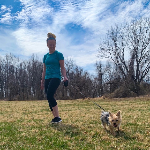 Meet your posher ✨ - Picture 2 of 4